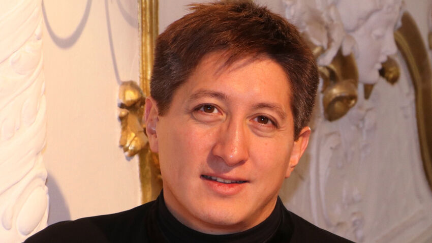 Freddy Kempf with the United Nations Orchestra at Brighton Dome